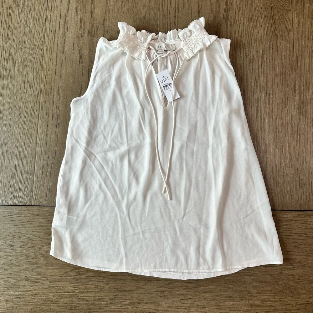 LOFT Sleeveless Ruffle Tie Neck Blouse Size XS Cream - Picture 5 of 8